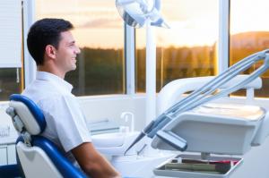 Imagem para o artigo: Equipamento Odontológico Parado em Nova Mutum? Agilidade e Especialização para Seu Consultório Não Perder Nenhuma Consulta!