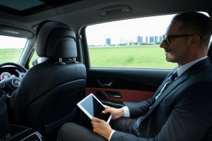 Imagem para o artigo: Nova Mutum Sem Preocupações: Seu Aluguel de Carro com Motorista que Garante Pontualidade e Exclusividade.